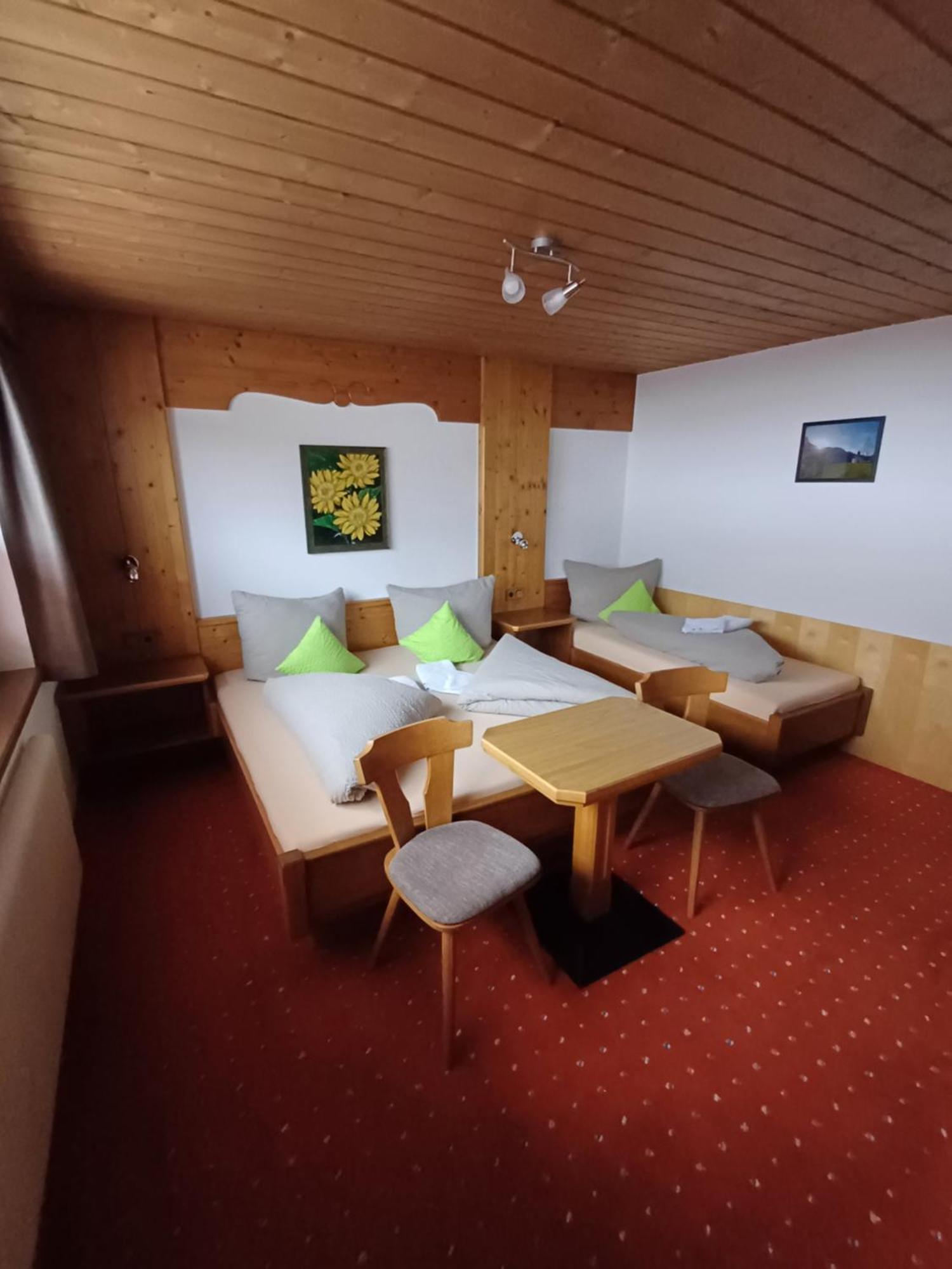 Haus Helene Prantl Appartement Längenfeld Buitenkant foto